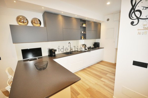 appartamento in vendita a La Spezia in zona Canaletto / Buonviaggio / Migliarina