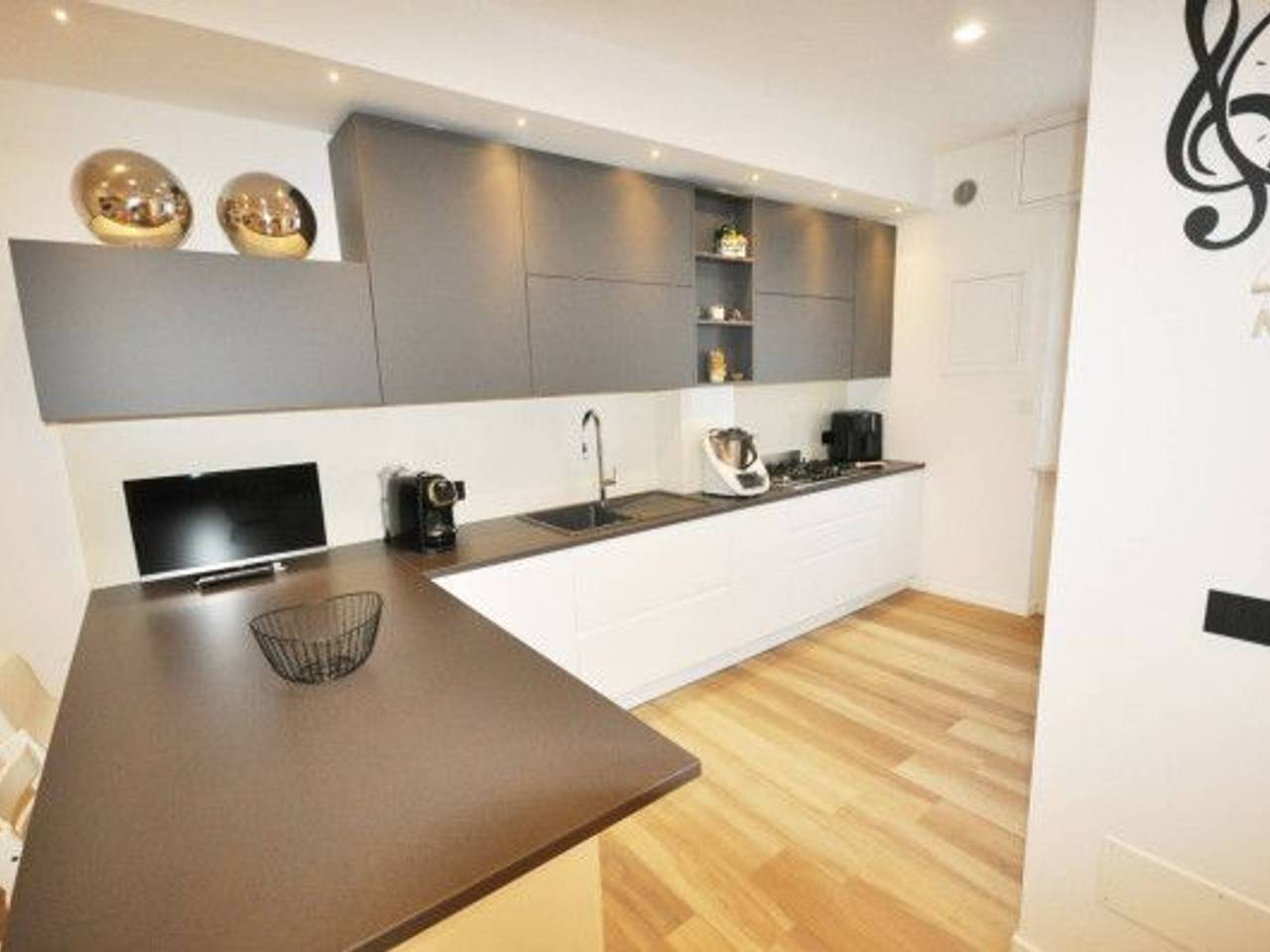 appartamento in vendita a La Spezia in zona Canaletto / Buonviaggio / Migliarina