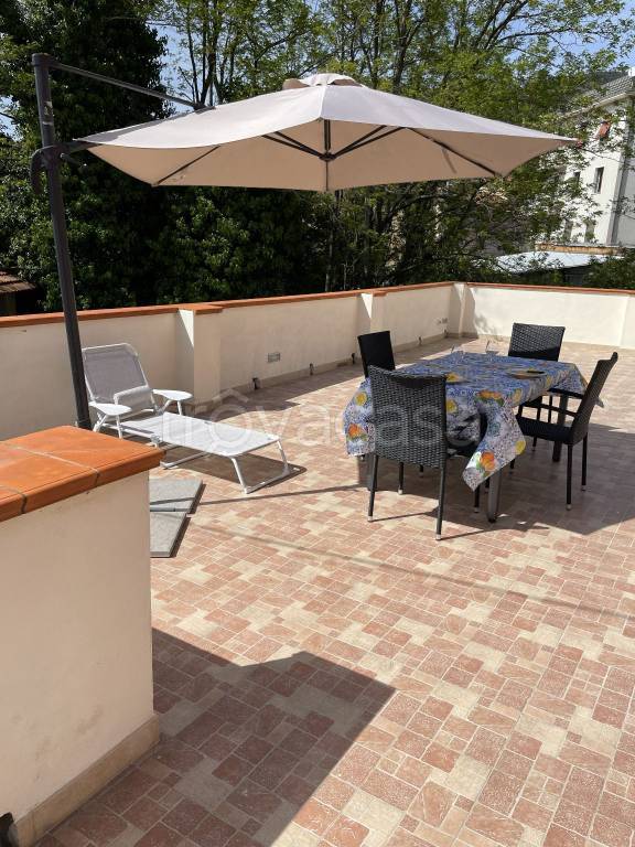 casa indipendente a La Spezia in zona Canaletto / Buonviaggio / Migliarina