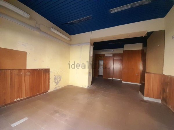 negozio in vendita a La Spezia in zona Centro Storico