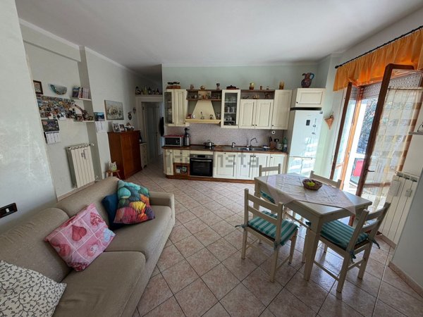 appartamento in vendita a La Spezia in zona Chiappa