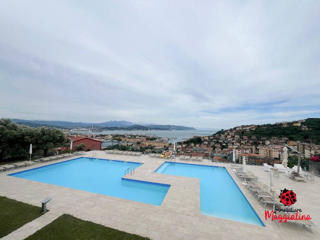 appartamento in vendita a La Spezia in zona Biassa