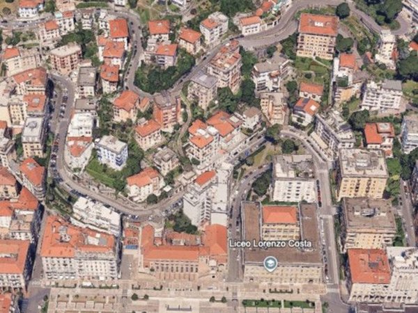 appartamento in vendita a La Spezia in zona Montepertico