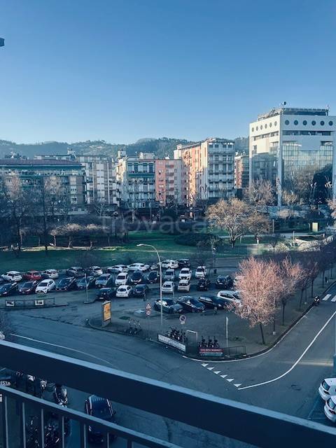appartamento in vendita a La Spezia in zona Canaletto / Buonviaggio / Migliarina