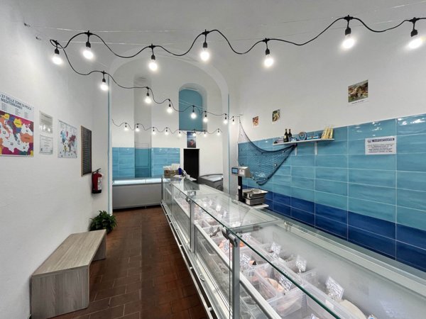 negozio in vendita a La Spezia in zona Centro Storico