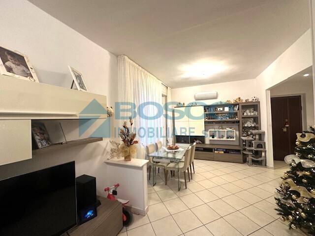 appartamento in vendita a La Spezia in zona Canaletto / Buonviaggio / Migliarina