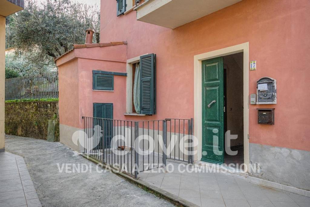 appartamento in vendita a La Spezia in zona Pitelli