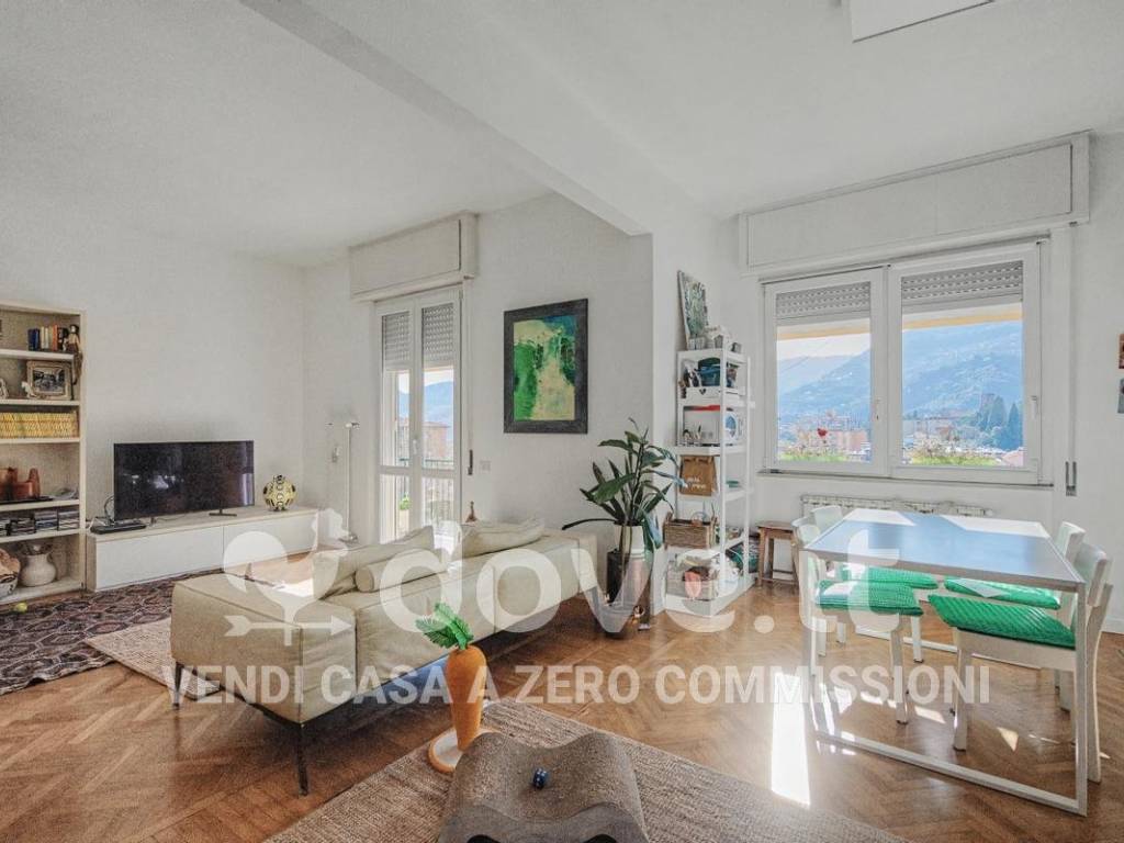 appartamento in vendita a La Spezia in zona Chiappa