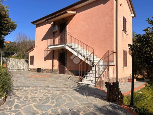 appartamento in vendita a La Spezia in zona Valdellora