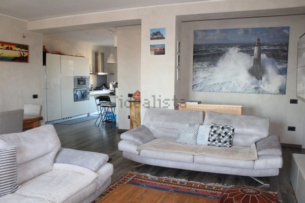 appartamento in vendita a La Spezia in zona Canaletto / Buonviaggio / Migliarina