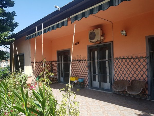 casa indipendente in vendita a La Spezia