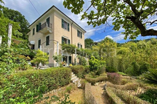 casa indipendente in vendita a La Spezia
