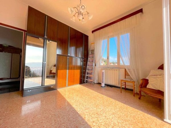 casa indipendente in vendita a La Spezia in zona Montepertico