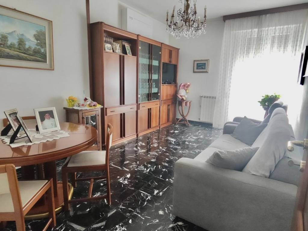 appartamento in vendita a La Spezia in zona Canaletto / Buonviaggio / Migliarina