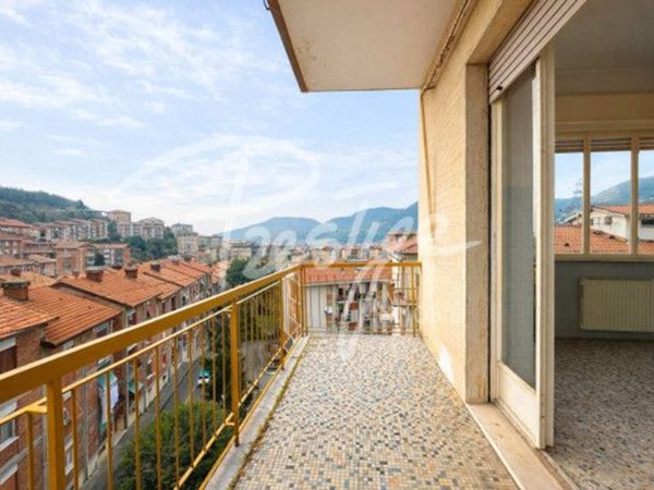 appartamento in vendita a La Spezia in zona Sarbia