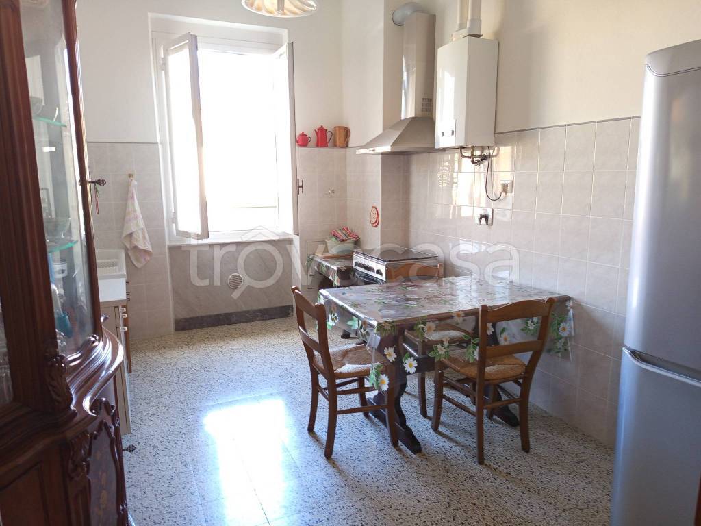 appartamento in vendita a La Spezia in zona Canaletto / Buonviaggio / Migliarina