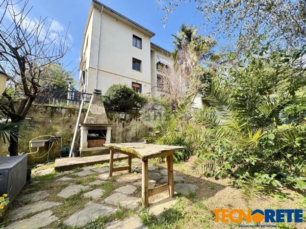 appartamento in vendita a La Spezia in zona Montepertico