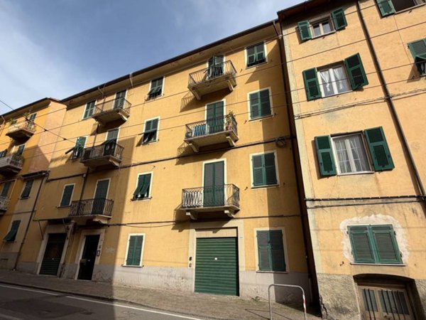 appartamento in vendita a La Spezia in zona Chiappa