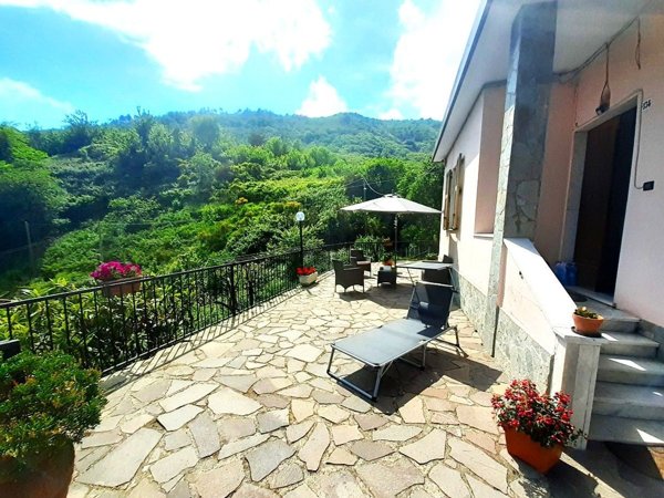 casa indipendente in vendita a La Spezia