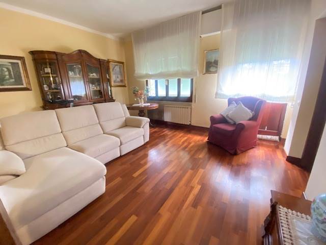 casa indipendente in vendita a La Spezia in zona La Foce / Sant'Anna