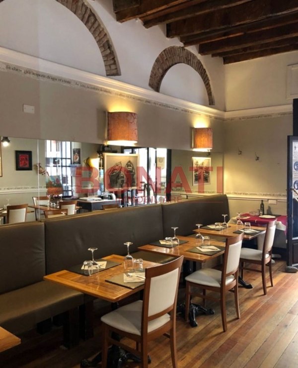 negozio in vendita a La Spezia in zona Centro Storico