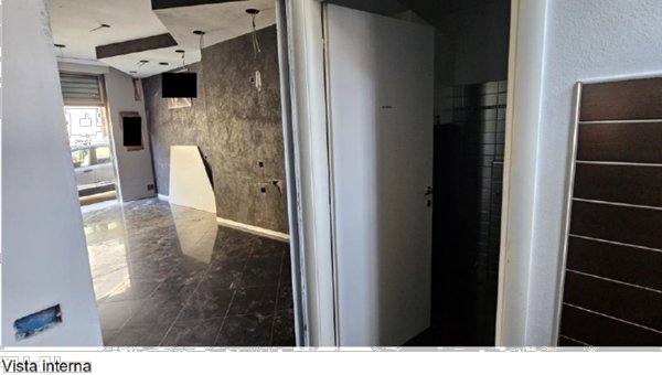 negozio in vendita a La Spezia in zona Valdellora