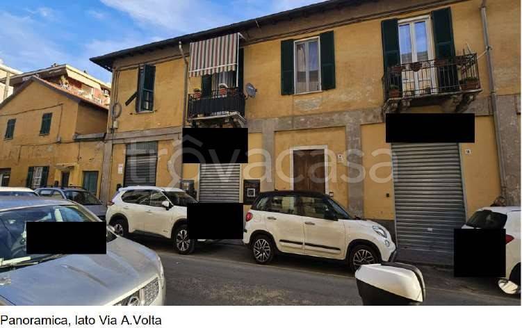 negozio in vendita a La Spezia in zona Valdellora