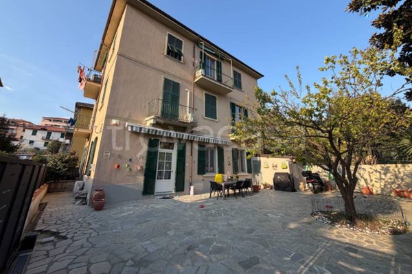 appartamento in vendita a La Spezia in zona Chiappa
