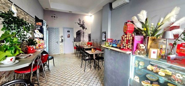 negozio in vendita a La Spezia in zona Centro Storico