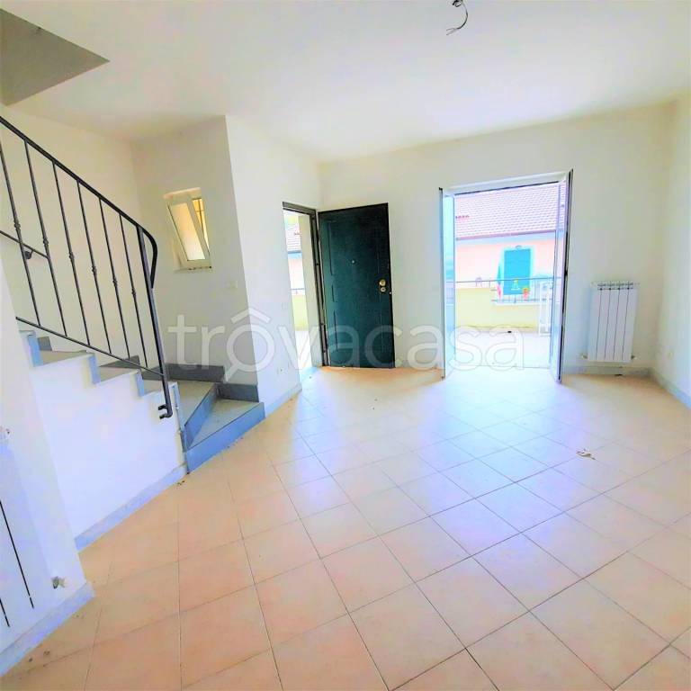 appartamento in vendita a La Spezia in zona Canaletto / Buonviaggio / Migliarina