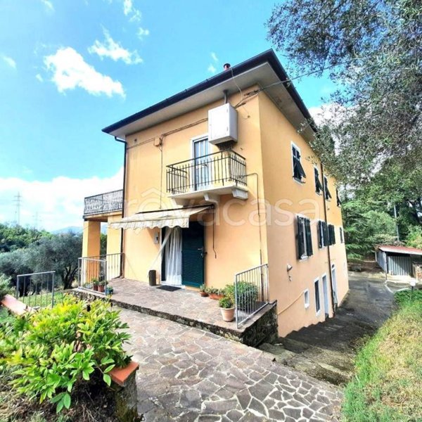 casa indipendente in vendita a La Spezia in zona San Venerio