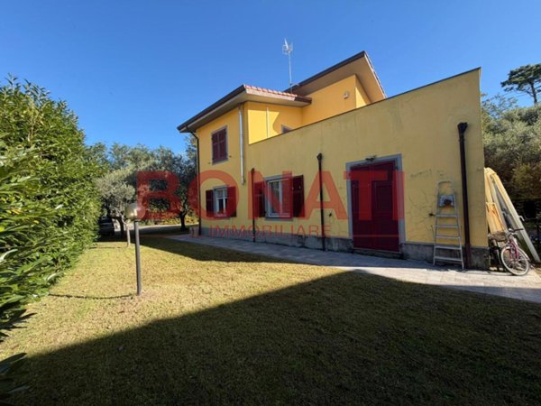 casa indipendente in vendita a La Spezia