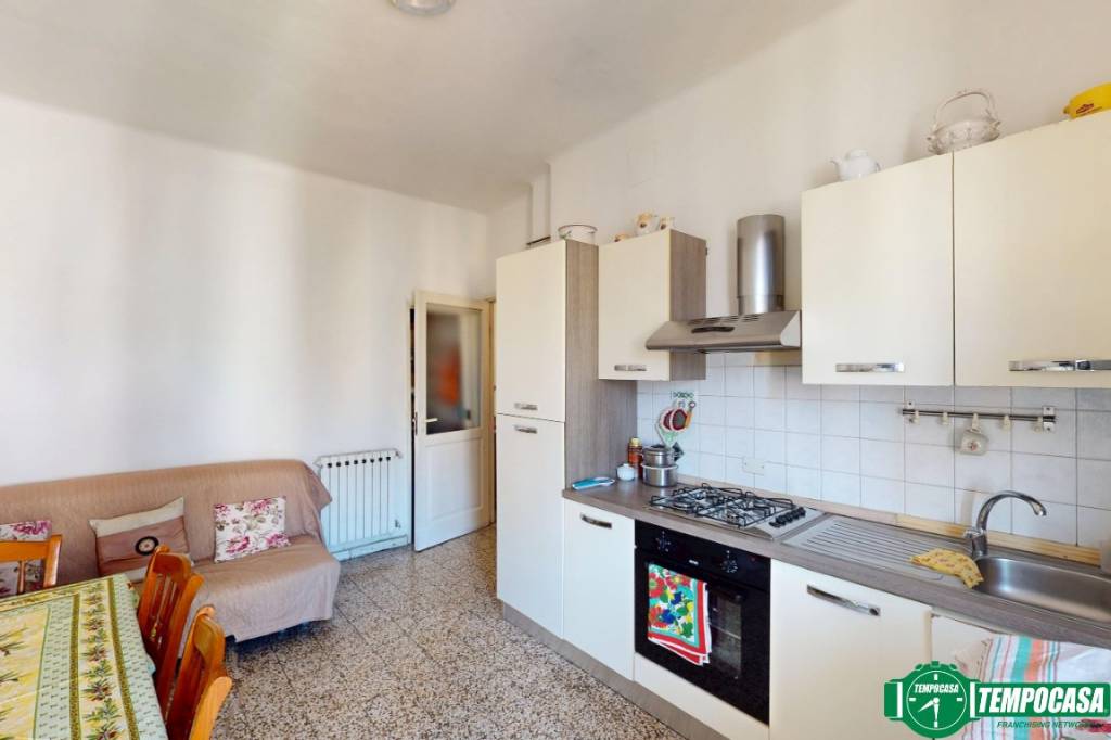 appartamento in vendita a La Spezia in zona Canaletto / Buonviaggio / Migliarina