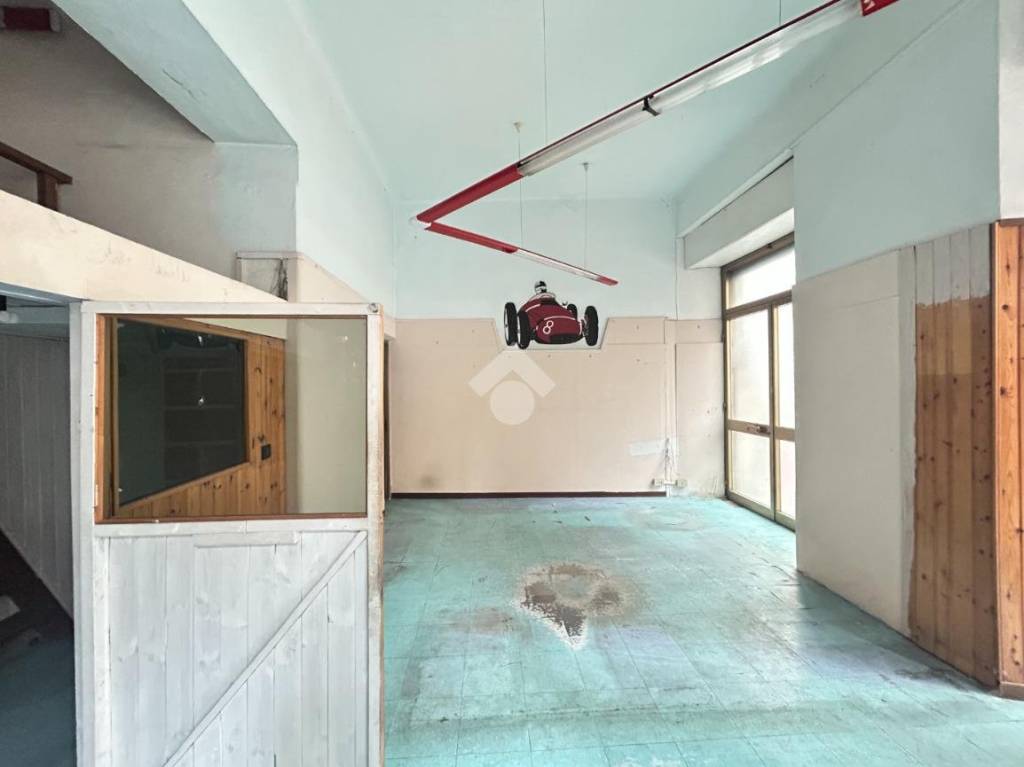 locale commerciale in vendita a La Spezia in zona Centro Storico