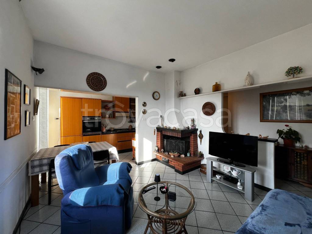 appartamento in vendita a La Spezia in zona Canaletto / Buonviaggio / Migliarina
