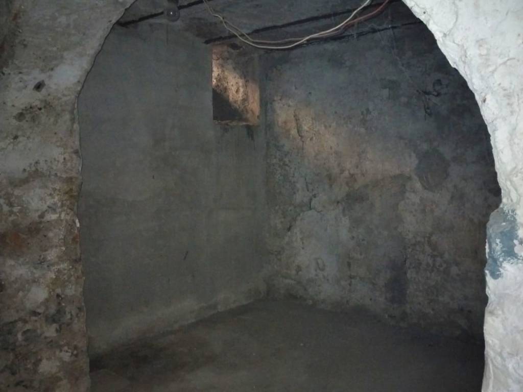 locale commerciale in vendita a La Spezia in zona Centro Storico