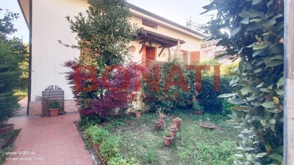casa indipendente in vendita a La Spezia in zona Chiappa