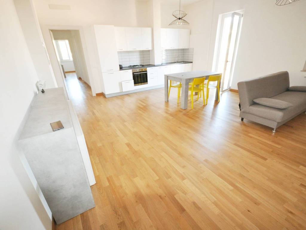 appartamento in vendita a La Spezia in zona Canaletto / Buonviaggio / Migliarina