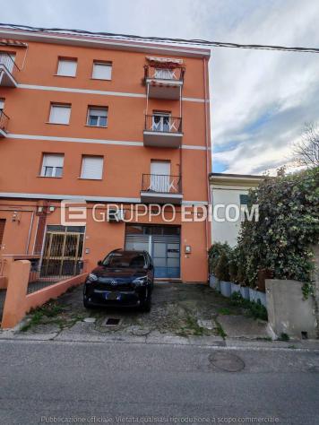 locale commerciale in vendita a La Spezia