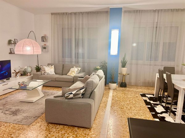 appartamento in vendita a La Spezia in zona Canaletto / Buonviaggio / Migliarina