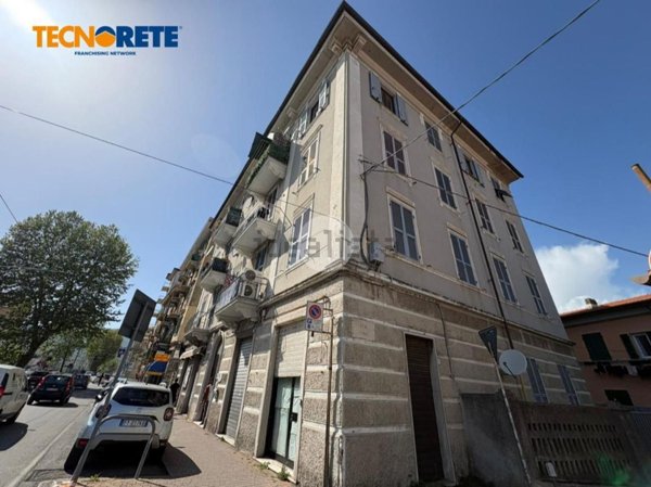 appartamento in vendita a La Spezia in zona Canaletto / Buonviaggio / Migliarina