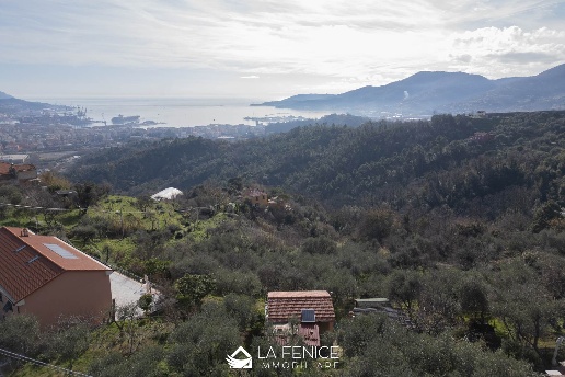 casa indipendente in vendita a La Spezia in zona Sarbia