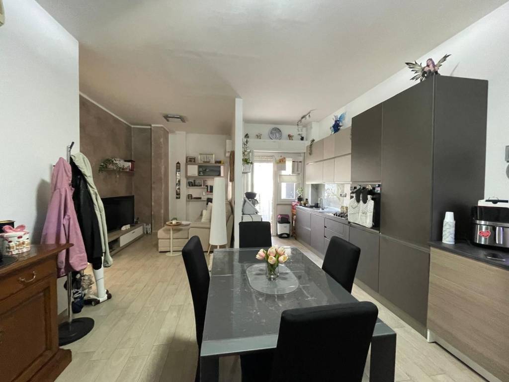 appartamento in vendita a La Spezia in zona Canaletto / Buonviaggio / Migliarina