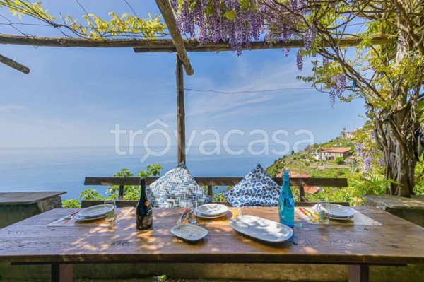 casa indipendente in vendita a La Spezia in zona Biassa