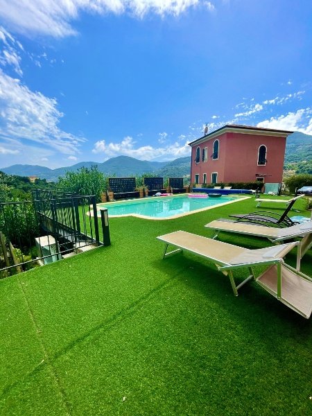 casa indipendente a La Spezia in zona Canaletto / Buonviaggio / Migliarina