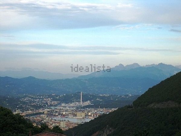 casa indipendente in vendita a La Spezia in zona Centro Storico