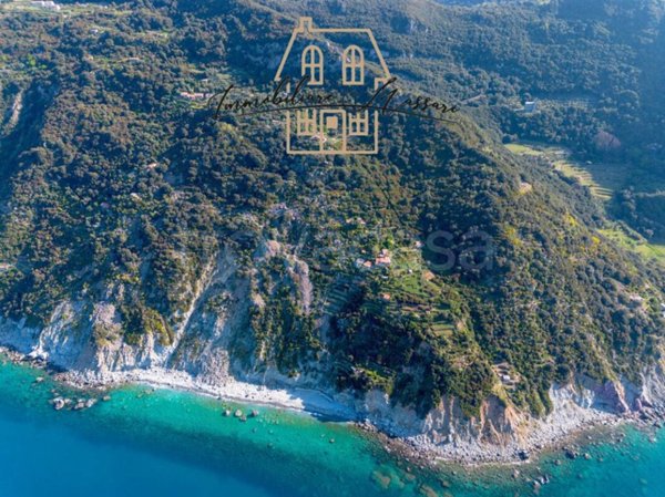 casa indipendente in vendita a La Spezia in zona Centro Storico