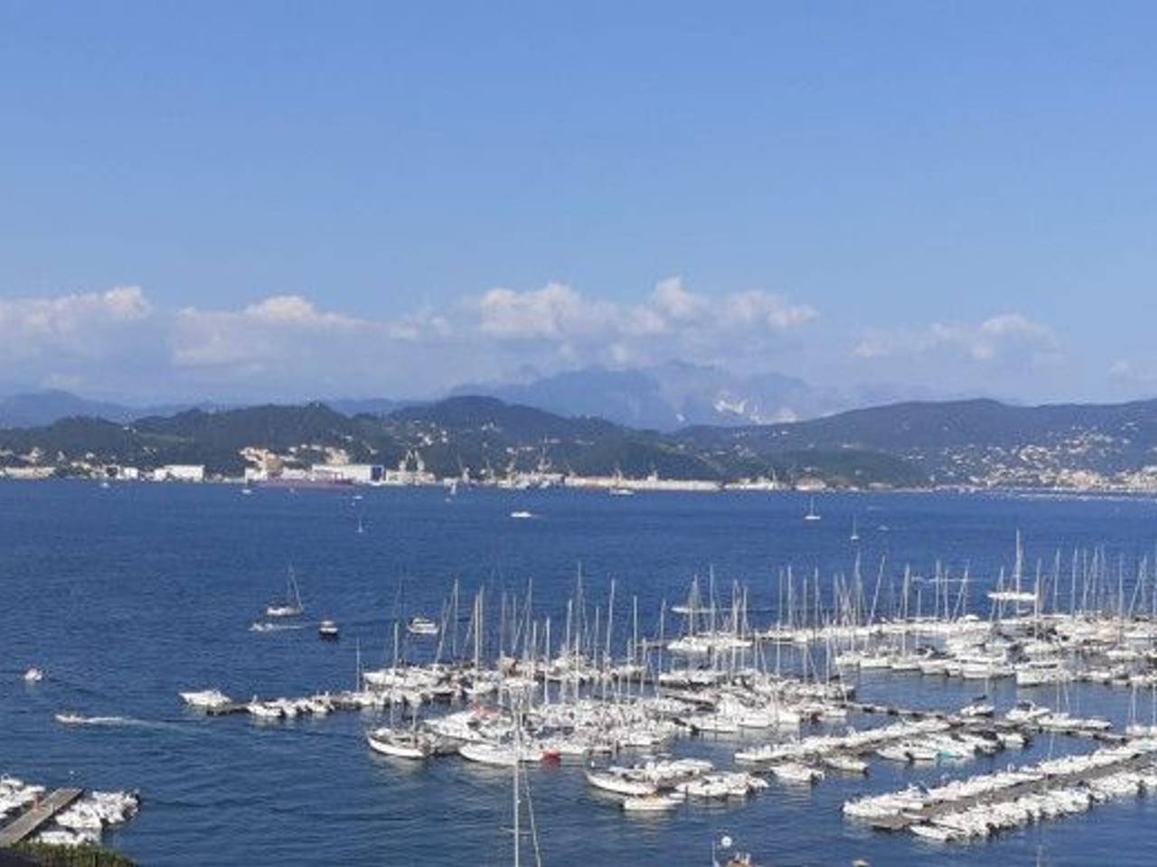appartamento in vendita a La Spezia in zona Montepertico