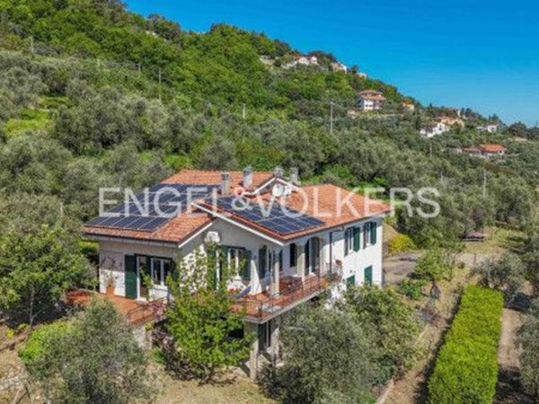 casa indipendente in vendita a La Spezia in zona Cadimare