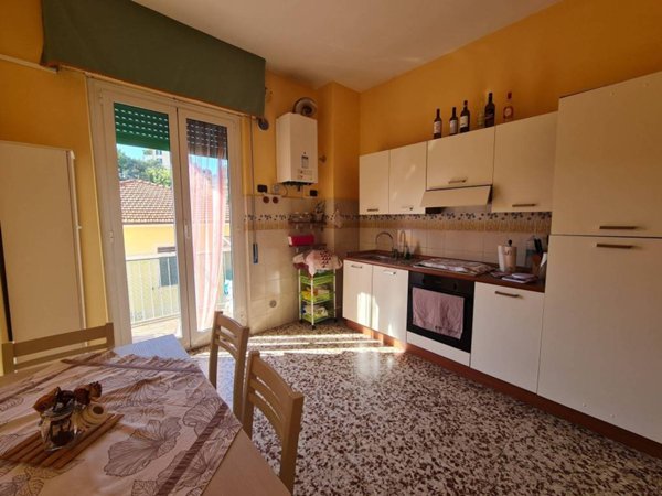 appartamento in vendita a La Spezia in zona Canaletto / Buonviaggio / Migliarina